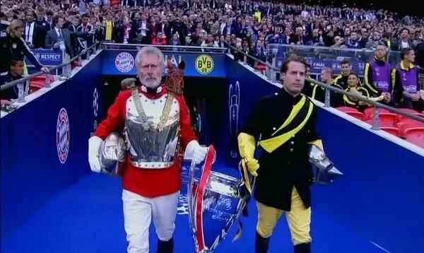 足球纪录片c罗推荐,足球梅西和c罗加时绝杀