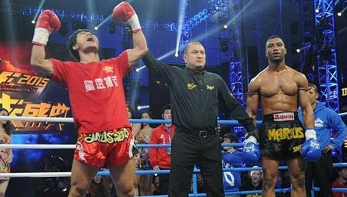 比泰森厉害到什么程度,比泰森恐怖的拳王