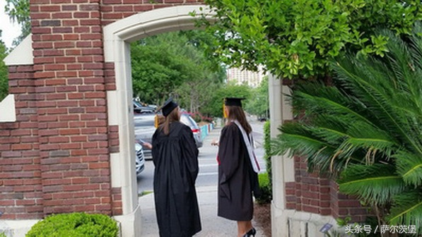 亲历美国大学的毕业典礼,美国大学毕业典礼