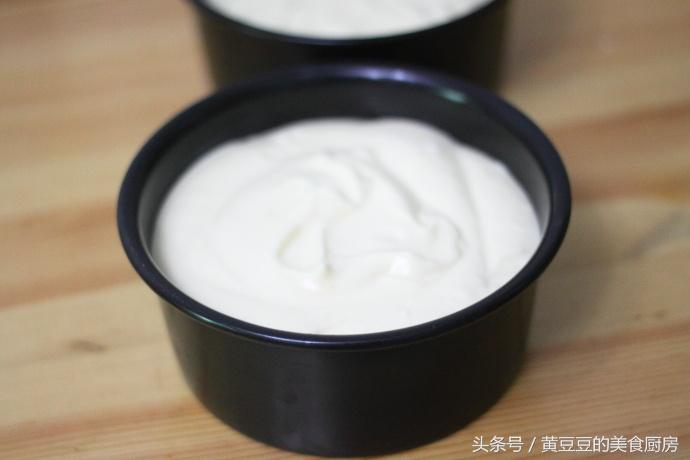 自己制作生日蛋糕最简单的方法,简单的自制生日蛋糕的做法