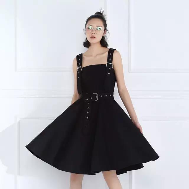 最惊艳的时装设计图,时装设计手稿图文