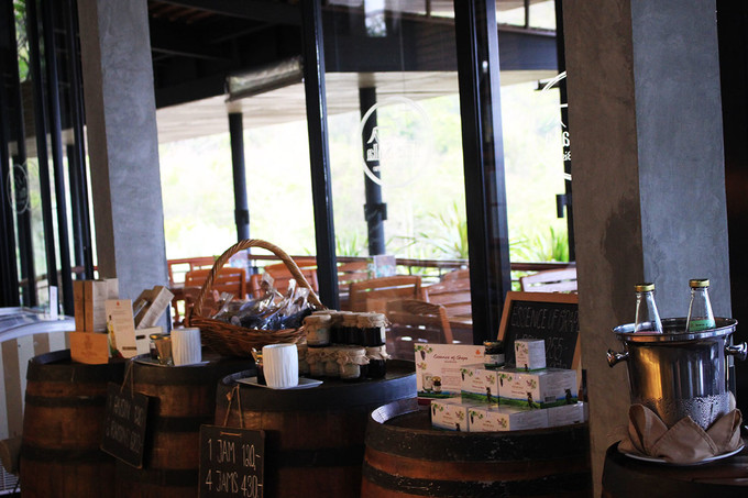 泰国曼谷芭提雅华欣7天自由行 (泰国华欣与芭提雅是一个地方吗)