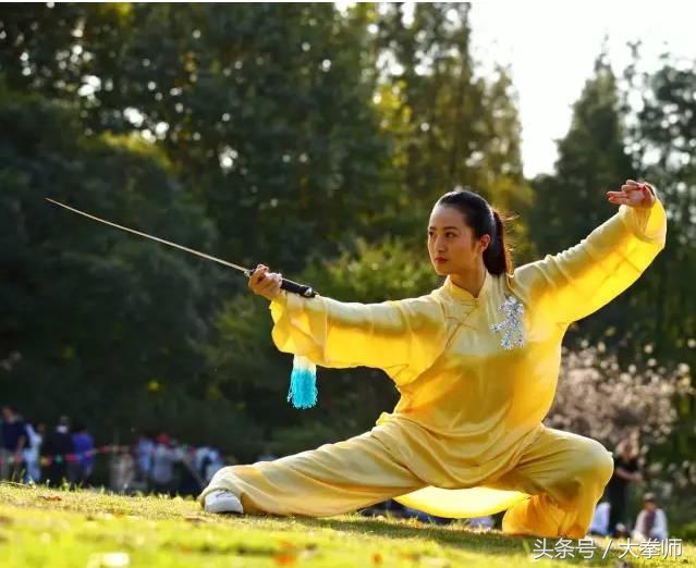 太极拳采劲的正确方法,太极拳采的用法