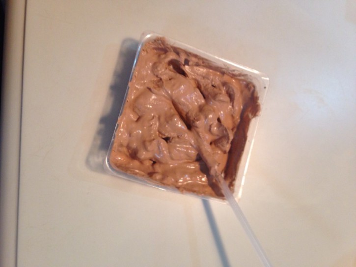 粉饼都碎了怎么补救,腮红眼影碎了怎么处理