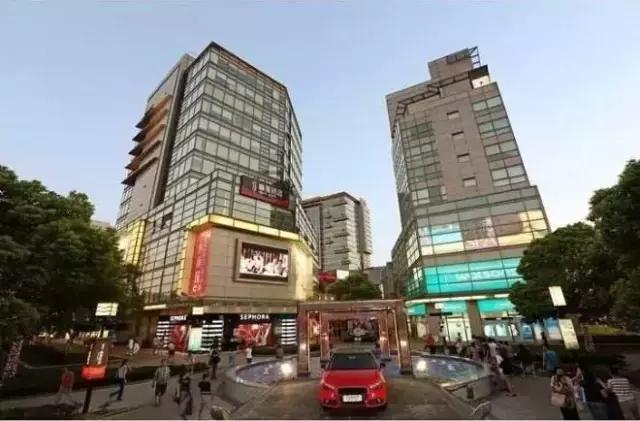 上海各商场停车场收费标准,上海哪个区停车费最便宜