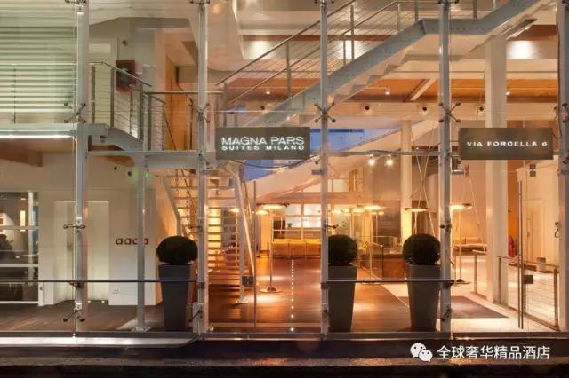 从意大利到巴黎,从意大利到法国