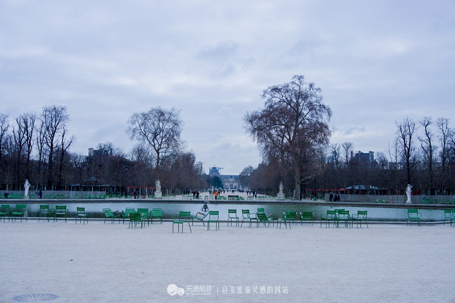巴黎右岸繁华若梦,右岸太浮华