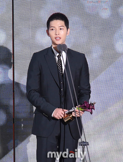 宋仲基身高和年龄,宋仲基2017