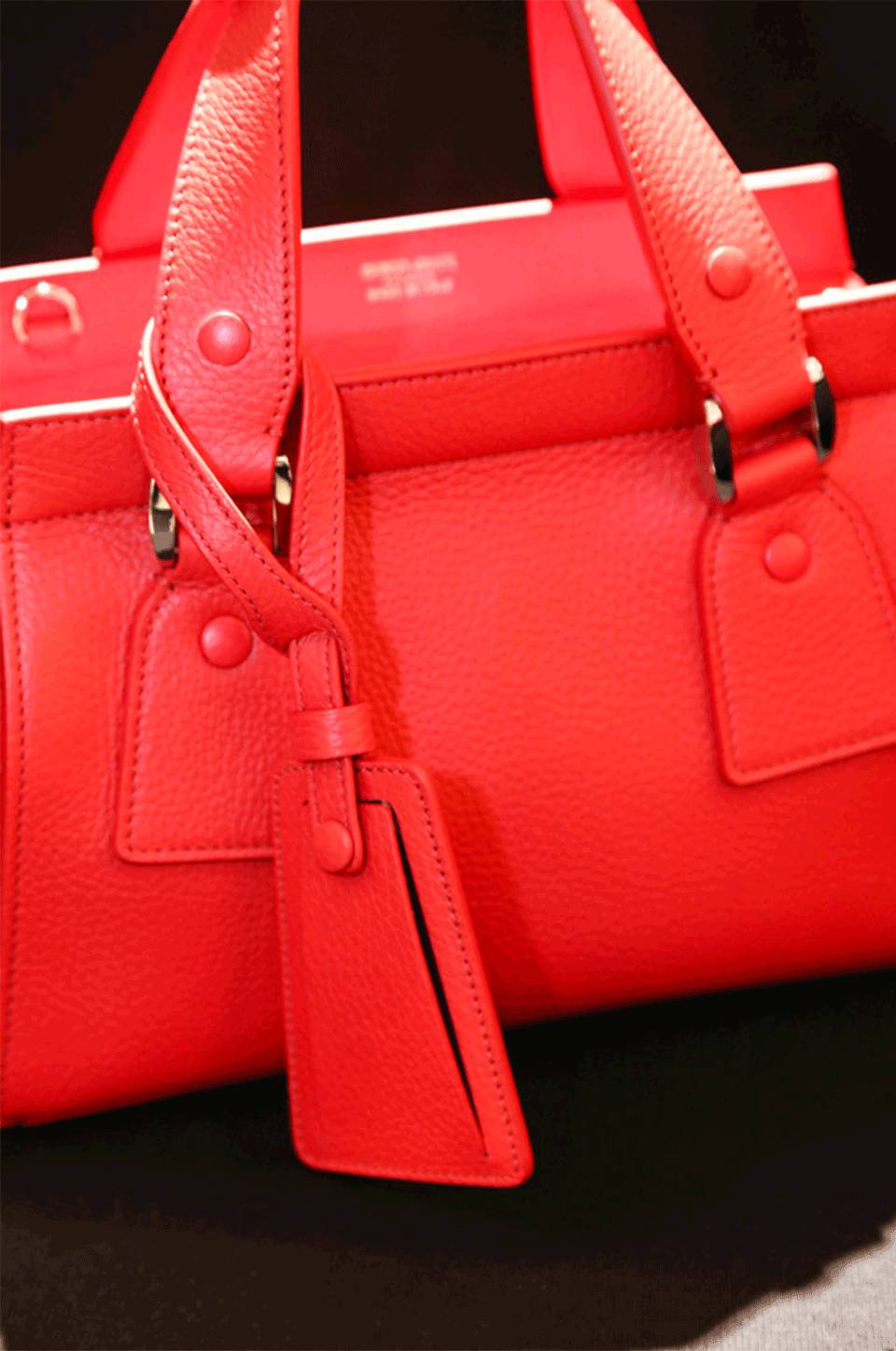 原来很贵的大牌女装,鸡年限定哪款最值得买