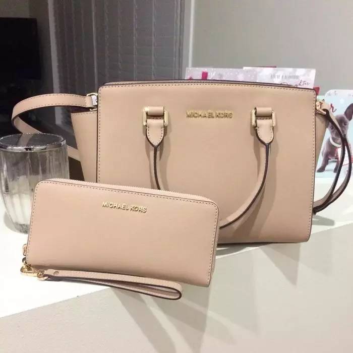 最受女生欢迎的十大包包排行榜,女士皮夹子什么牌子好