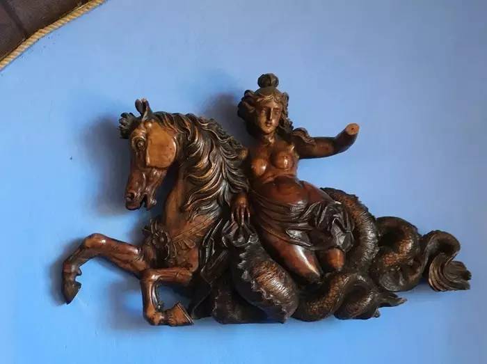 聂鲁达说，没有玩具我就没法活！那么，来看看大诗人怎么活的吧