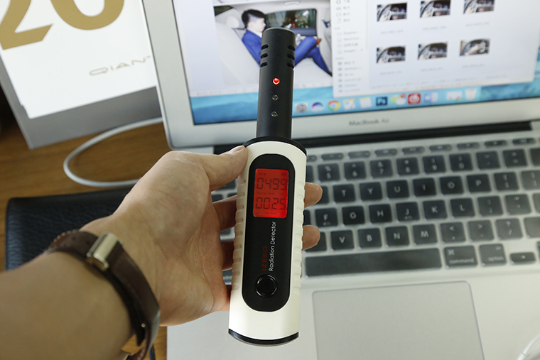 荣威e950真实油耗测试视频,荣威e950碰撞测试