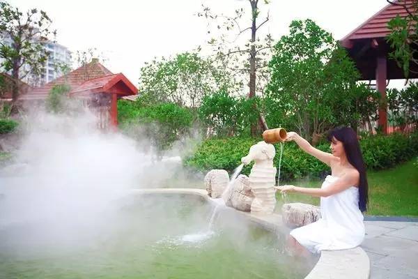 温泉泡一泡放松身心结束旅行,龙湾温泉国庆