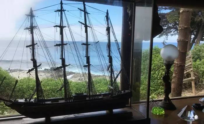 聂鲁达说，没有玩具我就没法活！那么，来看看大诗人怎么活的吧