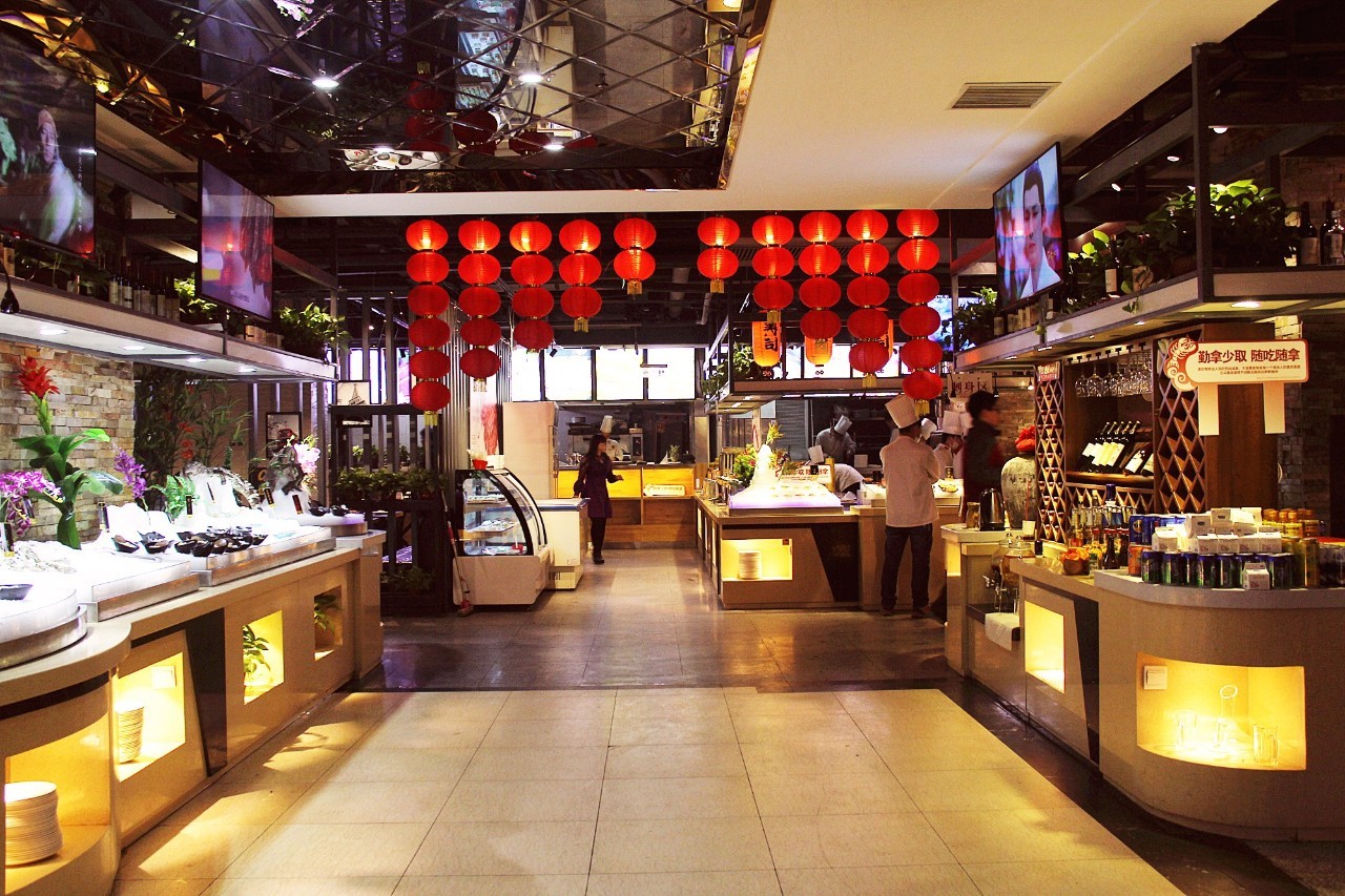 「订年夜饭赠波士顿龙虾」2017这么吃年夜饭最霸气!从没想过一顿自助,竟然吃几口就回本了……谁也别拦着我!今年就要在这儿吃!