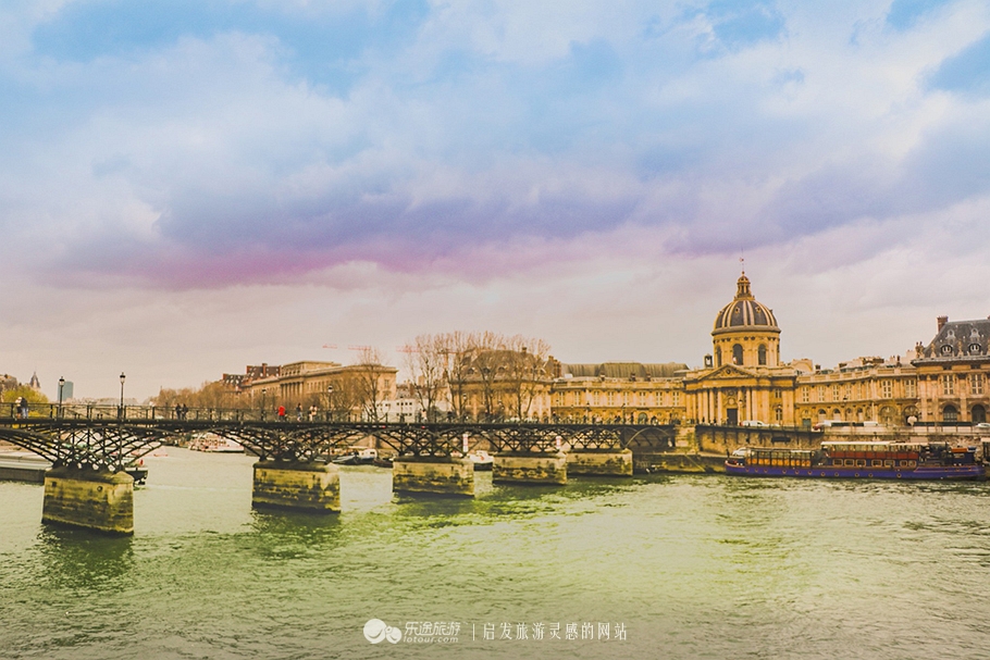 巴黎右岸繁华若梦,右岸太浮华