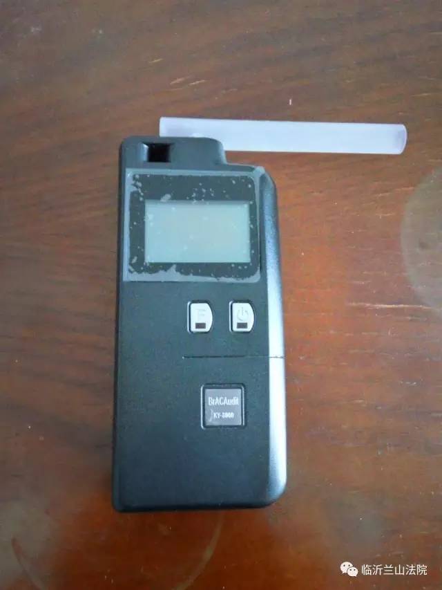 震惊！有农药、有刀……法警告诉你法院安检有多重要！