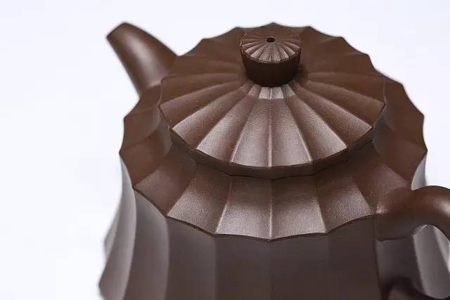 「典藏」——《五件裙风茶具》王石耕作品