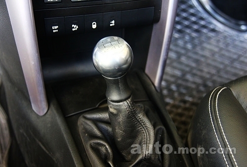 追风逐日完整视频,试驾标致207cc1.6t手动六速