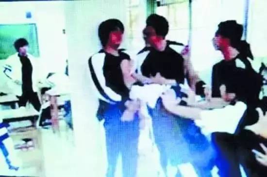 千万不要阻止孩子打游戏是谣言,千万别让孩子玩这种要命的游戏