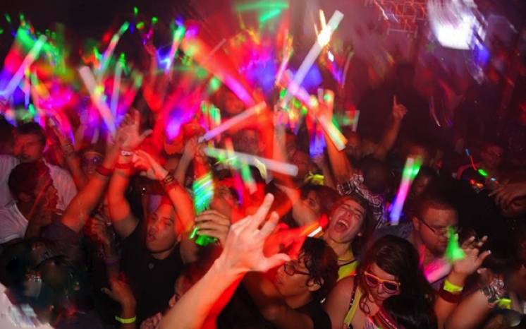 一个男人最少要有几款香水,男人一生就这几款香水