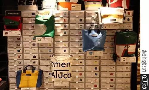 他们把中国20元的地摊货卖到2000元，还在全球开了450家店！