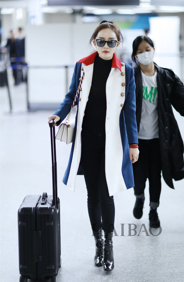 杨幂带货女王街拍,杨幂时尚街拍视频