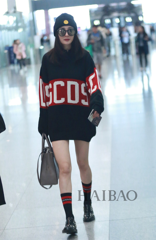 杨幂带货女王街拍,杨幂时尚街拍视频