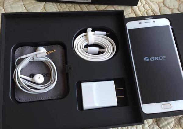 员工搞事情?闲鱼惊现大量格力二代手机半价转卖