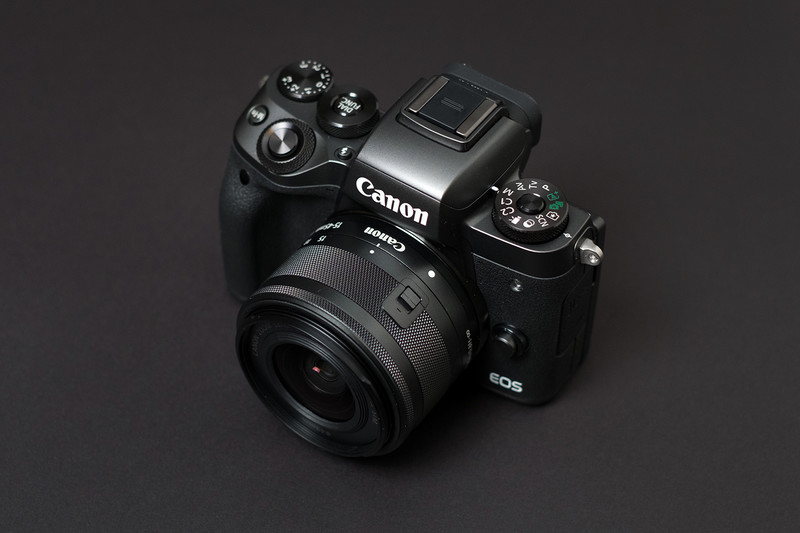 佳能微单m5与m50相比哪个更好,佳能eosm50是全画幅相机吗