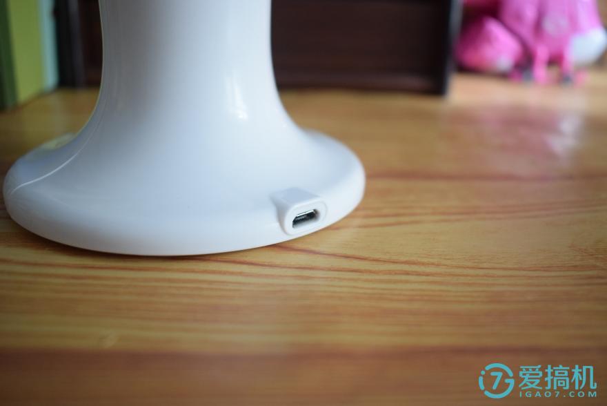 让孩子爱不释手的智能语音玩伴—虫虫派智能语音灯评测