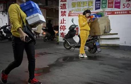 揭秘假鞋鬼市,莆田正品鞋鬼市