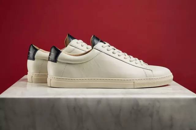 男童鞋小白鞋板鞋12-15岁潮款最新,潮品爆款小白鞋不挑年龄穿搭