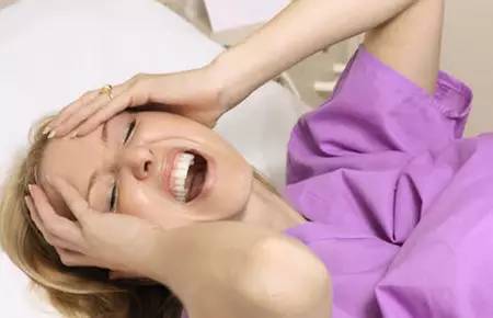 「科普」剖腹产的女明星那么多,为啥瘦小的“教主夫人”(杨颖)却能顺产?