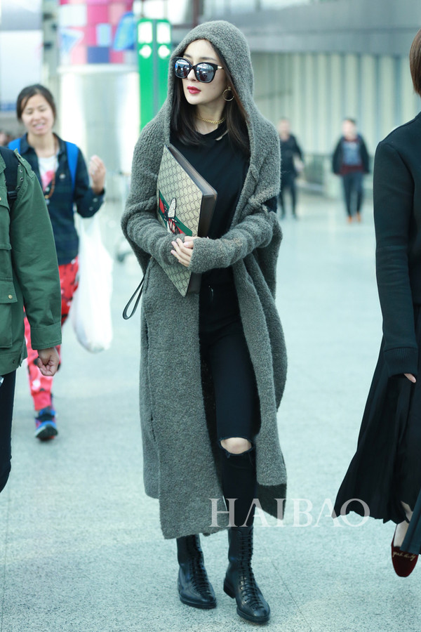 杨幂带货女王街拍,杨幂时尚街拍视频