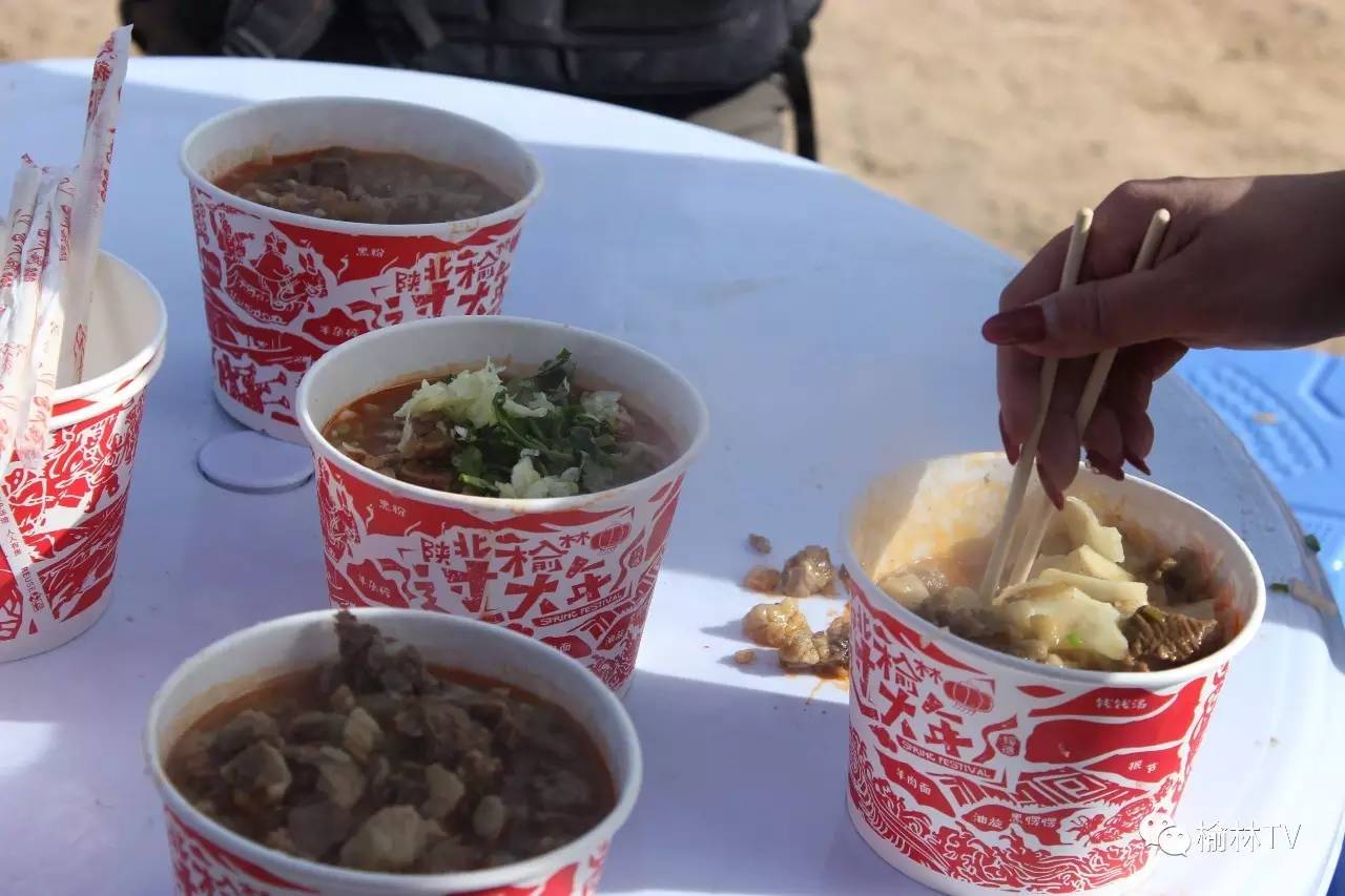 网络媒体走转改｜绥德小吃名远扬郭家沟里品个够