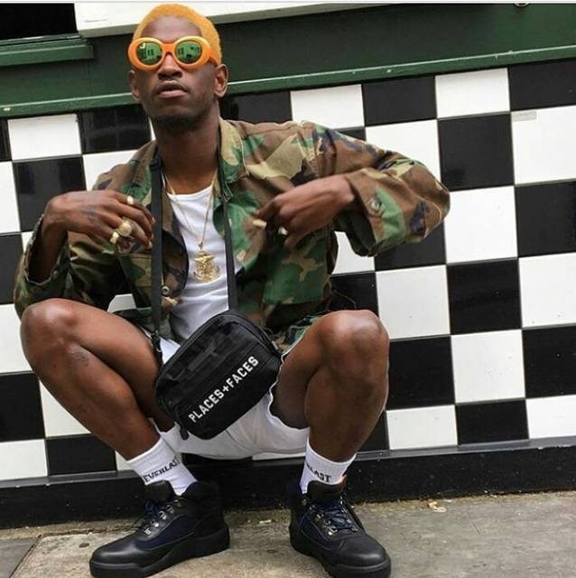 supreme和lv联名的世纪双肩包,supreme和lv联名红色手拿包