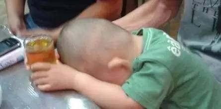 婴幼儿酒精危害,婴儿少量酒精影响发育