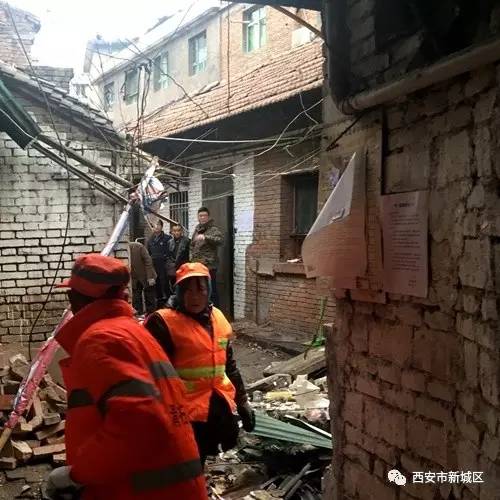 院长大搞翻新改造工程,院长翻天覆地的生活