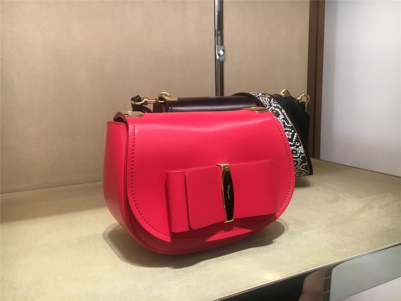 还在满大街集五福?杭州AR实景红包主战场在这里!2000个现金大红包扫个够!