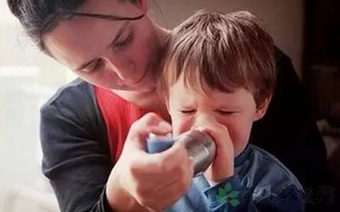 哮喘发作症状及治疗方法,支气管哮喘急性发作能治断根吗