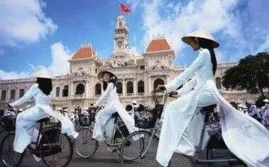 「旅游报」陆客大减台湾旅游业惨淡：酒店倒闭旅行社关门