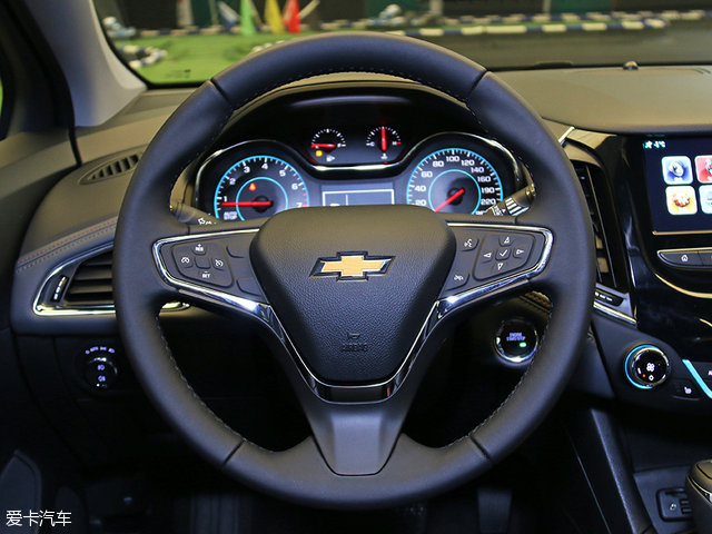 非常运动的车图片,2013款雪佛兰科鲁兹两厢