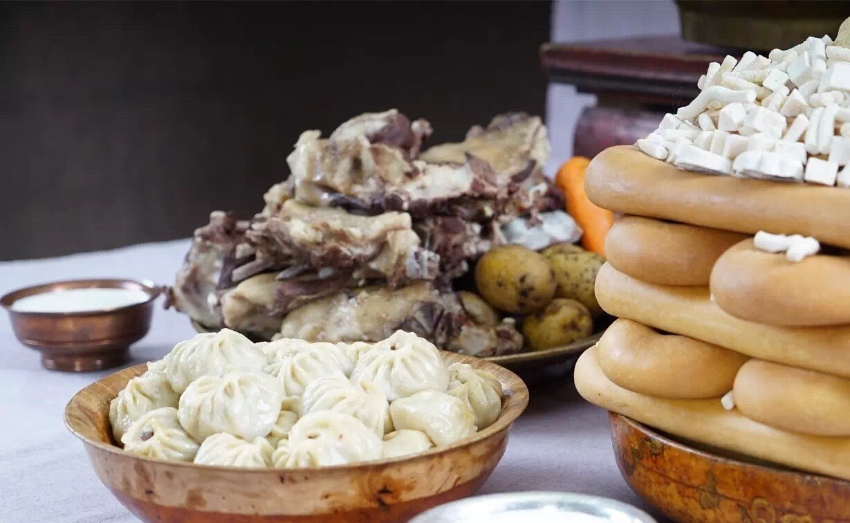 蒙古族拜年仪式迎宾曲,蒙古族过年拜年如何磕头