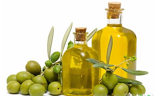 市场橄榄油有大部分是不正宗,买的橄榄油里很多杂质