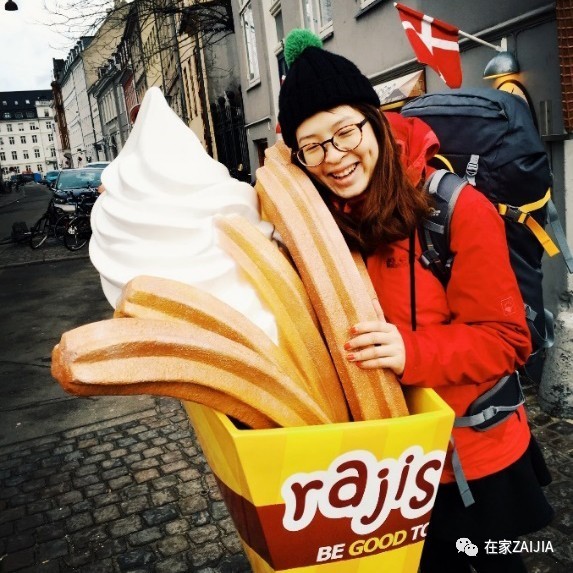 爷爷奶奶和孩子的卧室设计,她给家人建了一座童话屋子