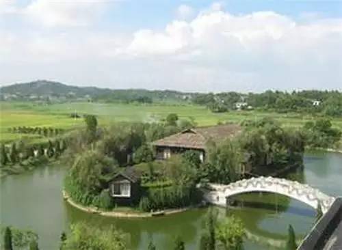 南宁旅游景点吃喝玩乐,南宁旅游游山玩水景点推荐