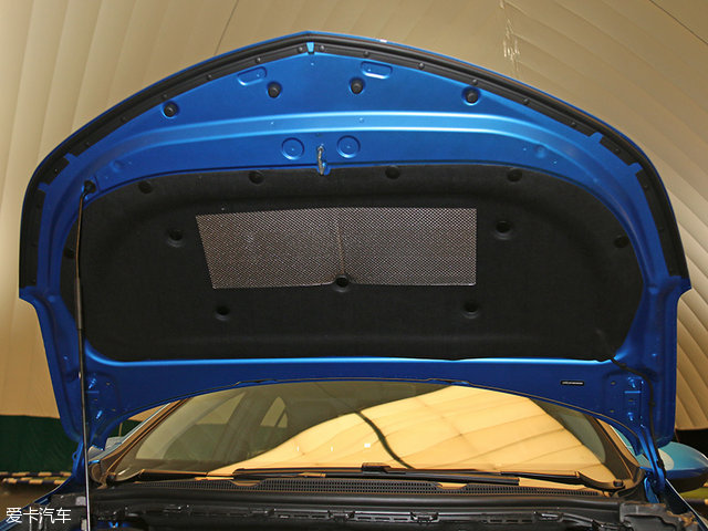 非常运动的车图片,2013款雪佛兰科鲁兹两厢