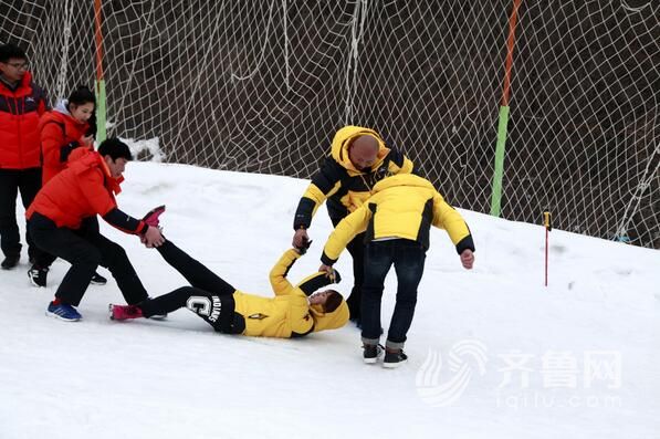 综艺频道2020过年天天乐,山东综艺过年天天乐大年初三