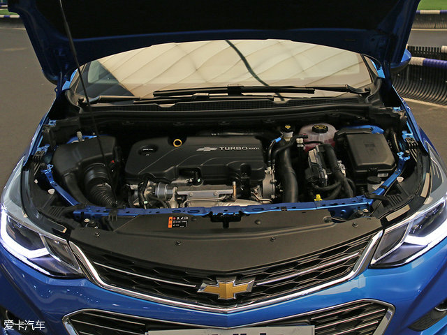 非常运动的车图片,2013款雪佛兰科鲁兹两厢